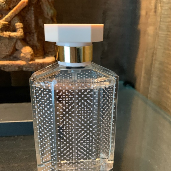 Stella edt 1.6 fl oz - Picture 2 of 5